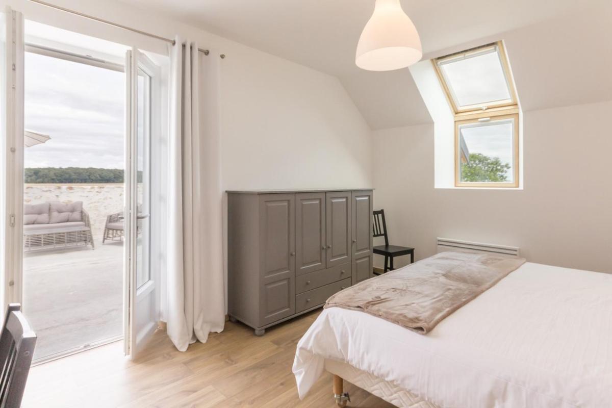 Villa La Ferme De Presles Menainville Esterno foto